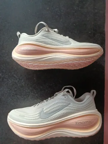 Nike Vomero plus bike d'occasion — image 1 sur 3