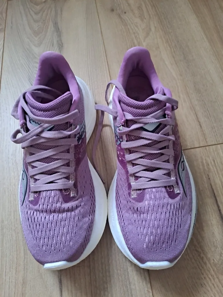 Used Saucony Ride 17 bike — image 5 of 6
