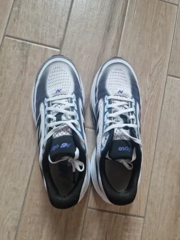 Used New Balance Ellipse bike — image 5 of 7