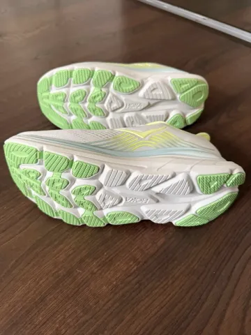 Used Hoka Clifton 11 bike — image 4 of 6