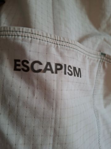Pas Normal Studios Escapism Light Jersey 2x 2025 bike usato — immagine 4 di 11