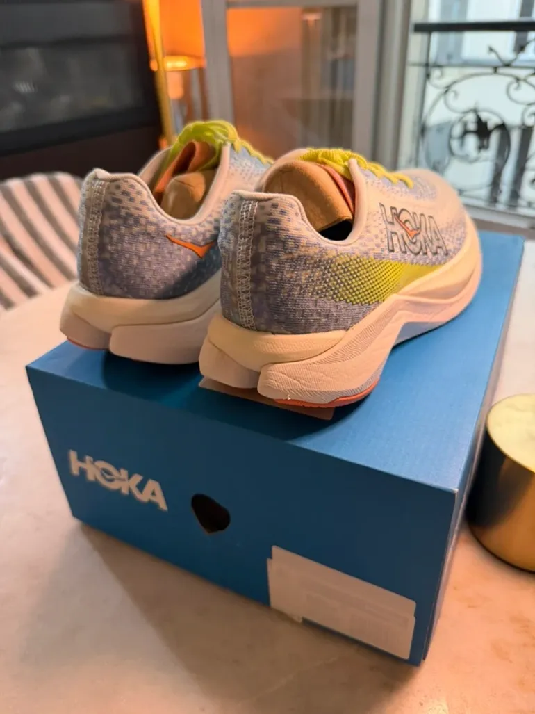 Used Hoka Mach X bike — image 9 of 14