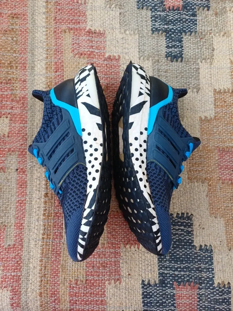 Brugt Adidas Ultraboost 5.0 bike — billede 6 af 6