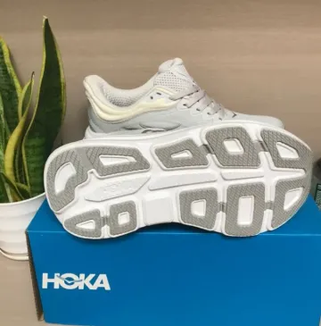 Used Hoka Bondi 9 bike — image 5 of 6