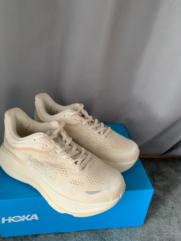 Used Hoka Bondi 9 bike — image 3 of 6