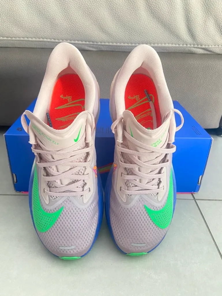 Used Nike Zoom Fly 6 bike — image 2 of 10