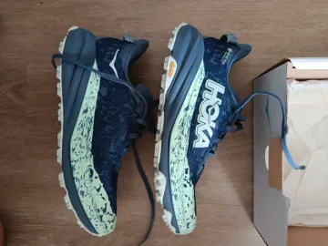 Hoka Speedgoat 6 GTX bike usato — immagine 1 di 8