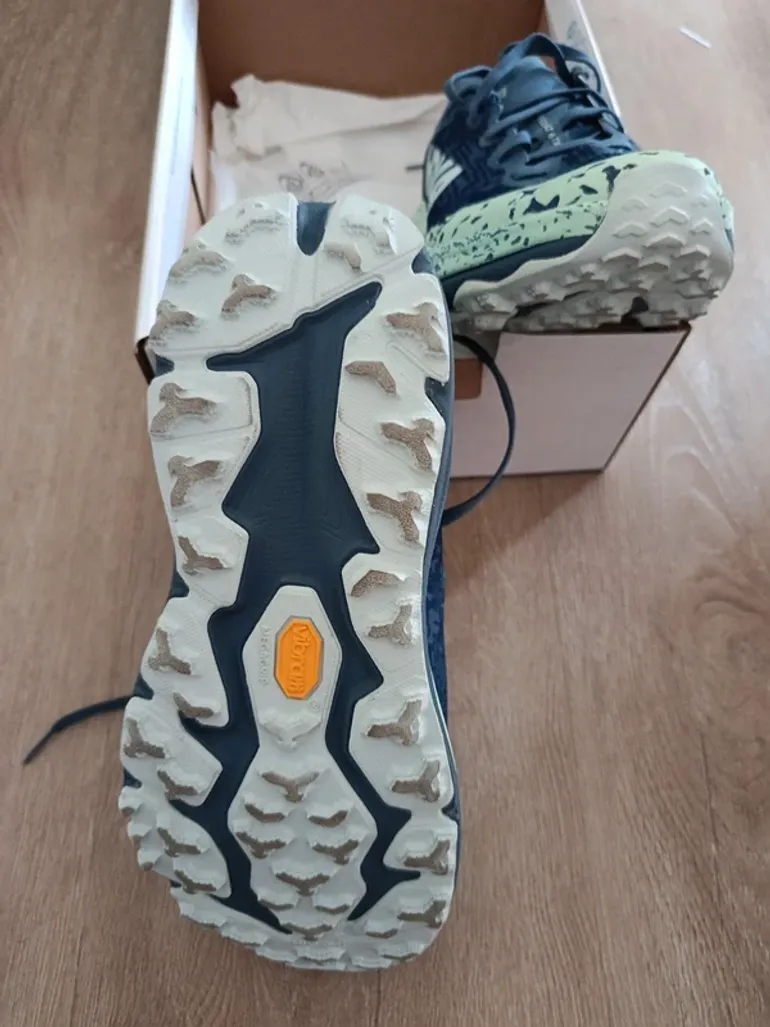 Hoka Speedgoat 6 GTX bike usato — immagine 3 di 8