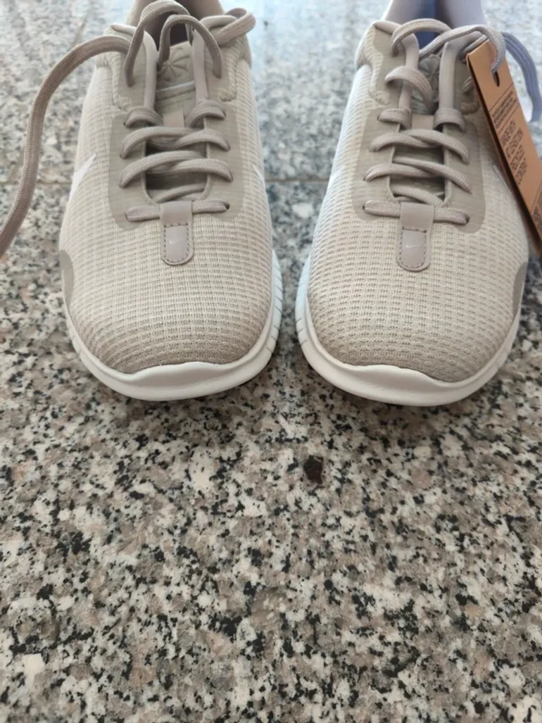 Used Nike Flex Experience Run 12 bike — image 4 of 8