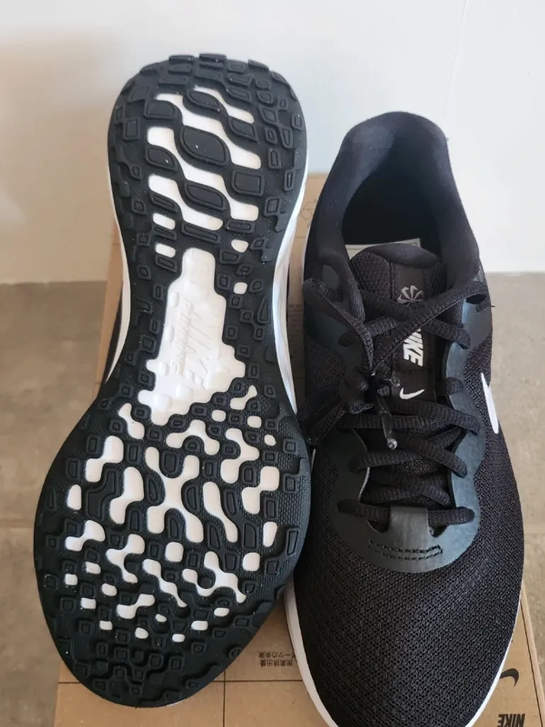 Used Nike Révolution 6 bike — image 5 of 7