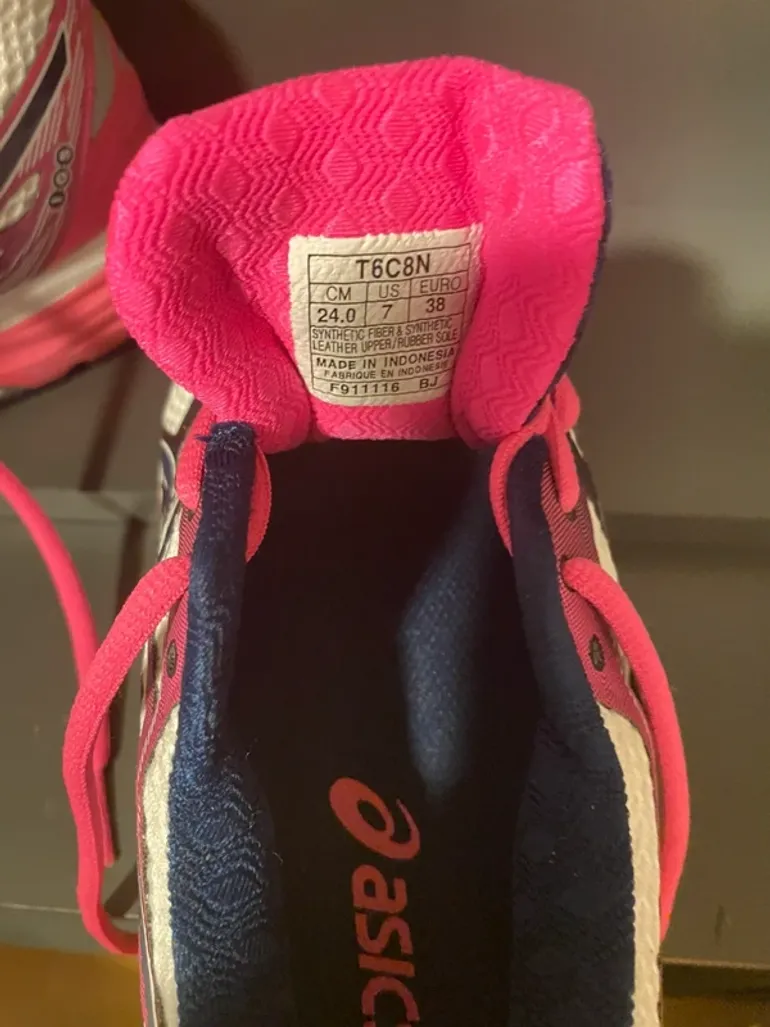 Used Ideal Asics Laufschuhe bike — image 3 of 3