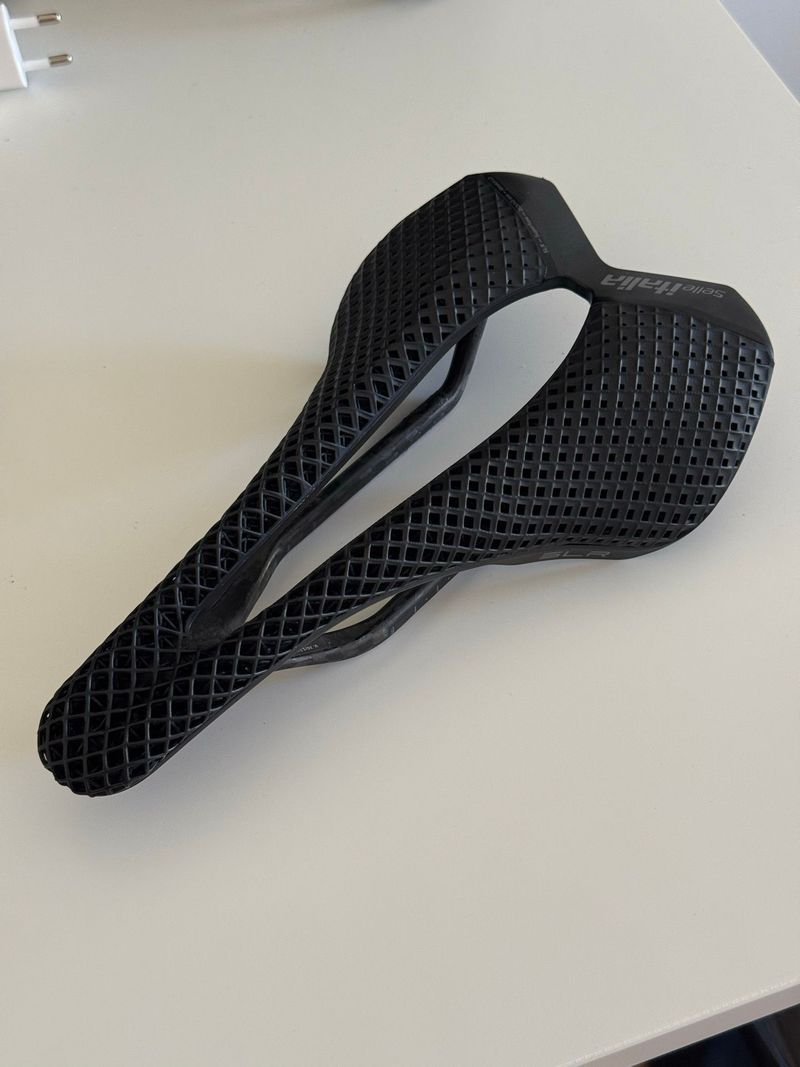 Selle Italia SLR 3D Carbon Saddles & Seatposts de segunda mano