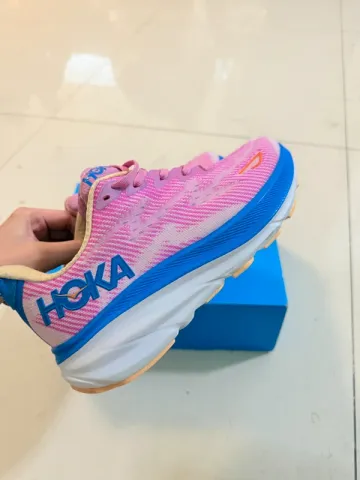 Used Hoka Clifton 9 bike — image 5 of 8
