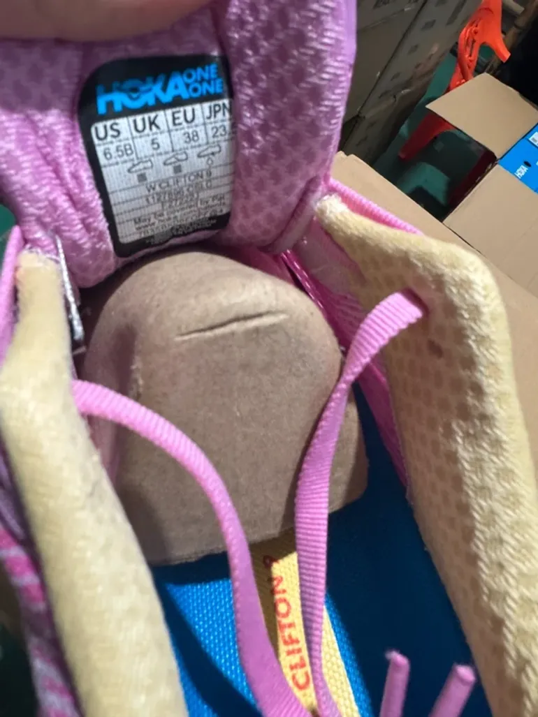Used Hoka Clifton 9 bike — image 3 of 8
