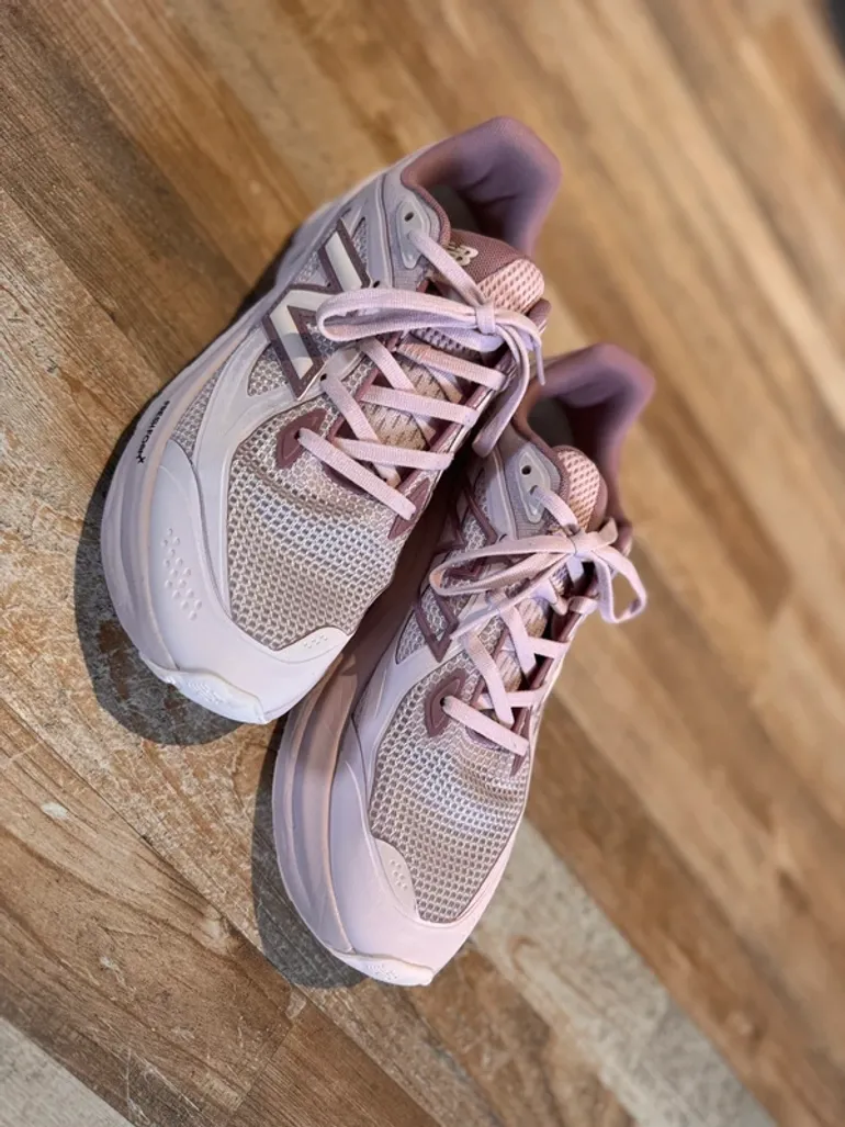 Used New Balance Sneakers bike — image 2 of 7