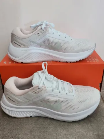 Used Nike Air Zoom Structure 24 bike — image 1 of 7
