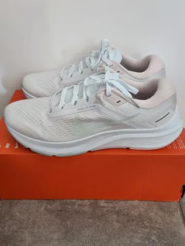 Used Nike Air Zoom Structure 24 bike — image 2 of 7