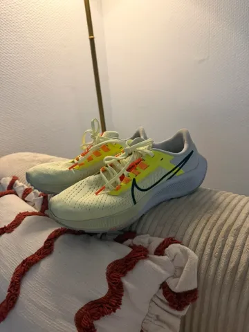 Used Nike Zoom bike — image 2 of 4