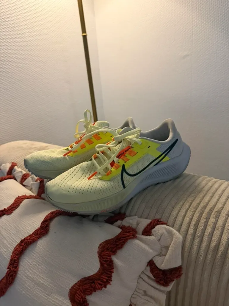 Used Nike Zoom bike — image 2 of 4