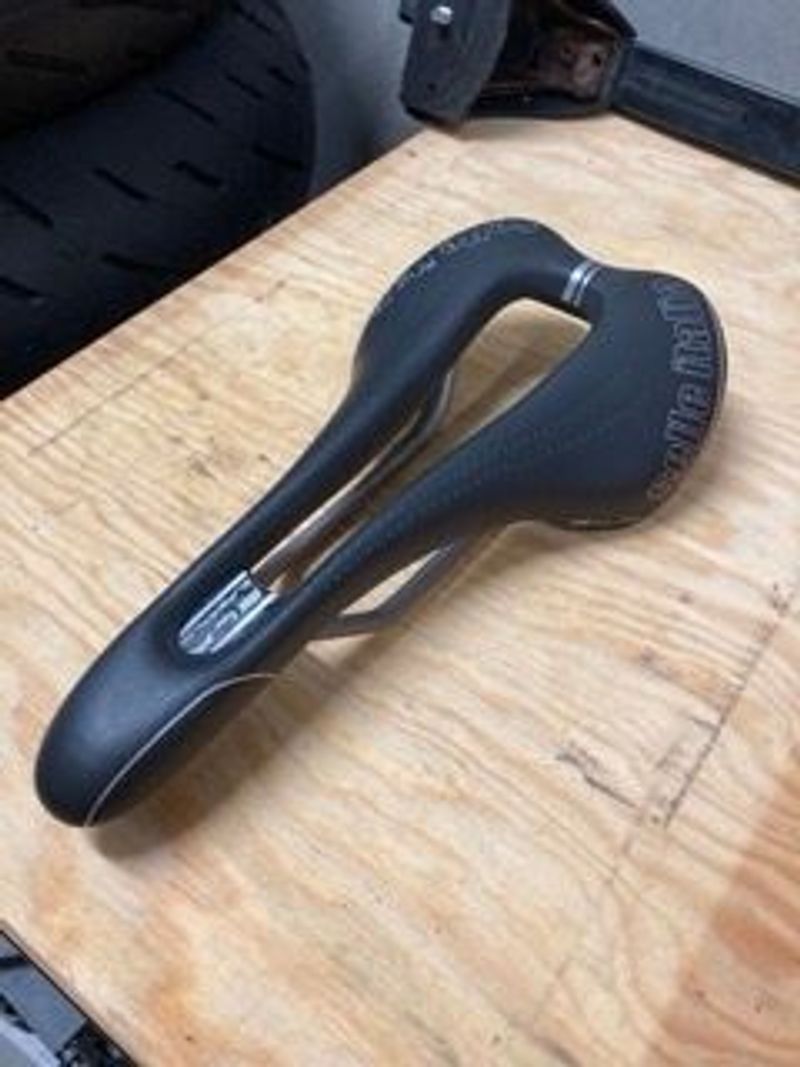 Selle Italia SLR Superflow TI L3 Saddles & Seatposts usato