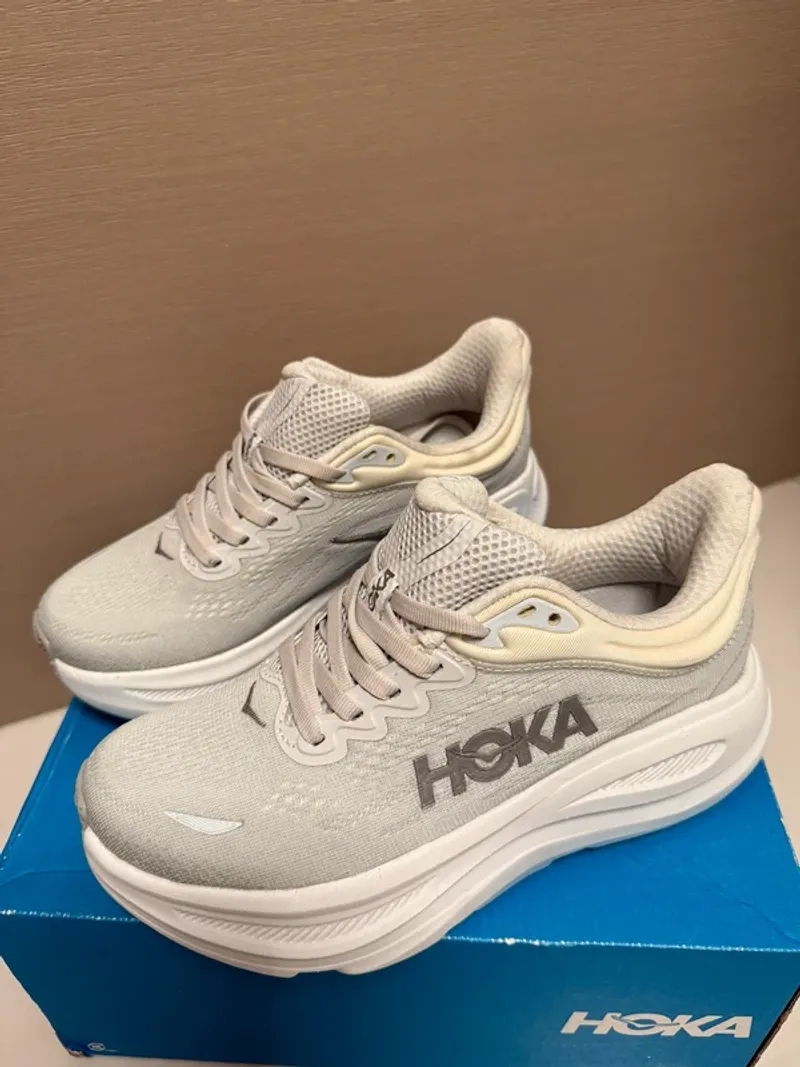 Gebrauchtes Hoka Clifton 10 Running Shoes