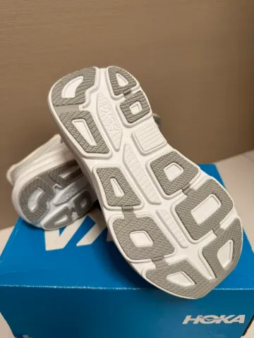 Hoka Clifton 10 bike usato — immagine 6 di 6