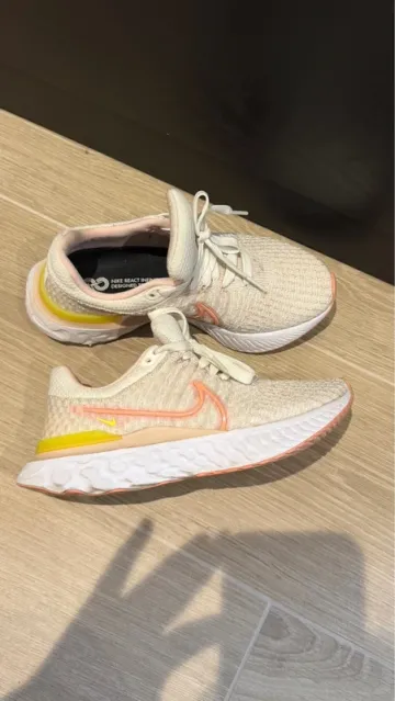 Gebrauchtes Rose Nike Running Shoes bike — Bild 1 von 5