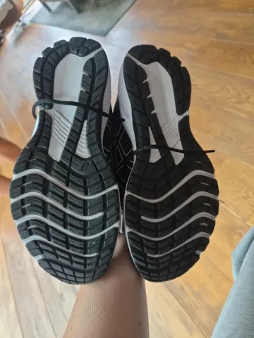 Used Asics Hardloopschoen bike — image 2 of 3