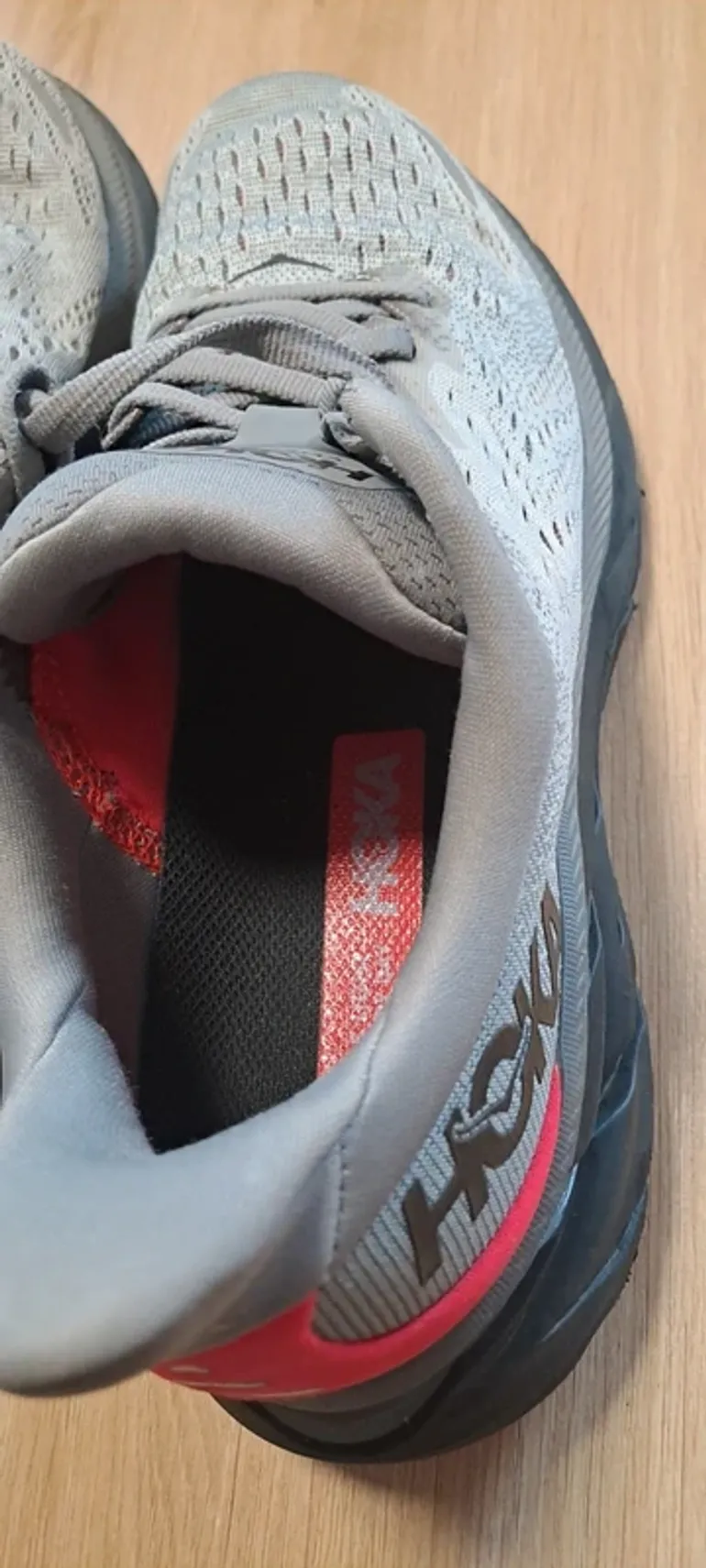 Used Hoka Clifton 8 bike — image 9 of 13