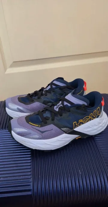 Used Hoka Speedgoat 7 bike — image 1 of 7
