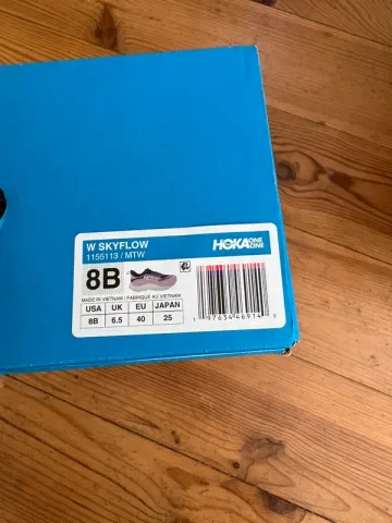 Used Hoka Skyflow bike — image 2 of 6