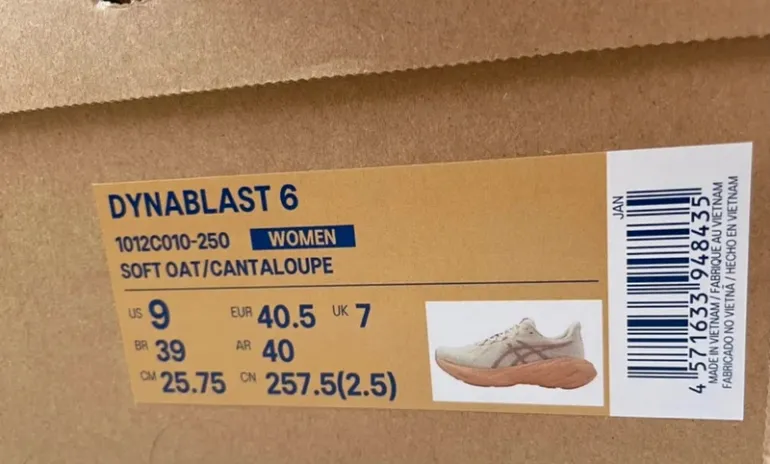 Used Asics Running Shoes bike — image 5 of 6