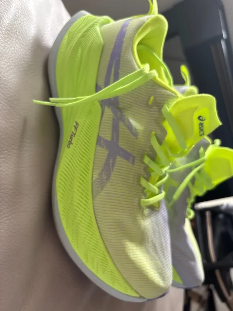 Used Asics Superblast FFTurbo bike — image 3 of 14