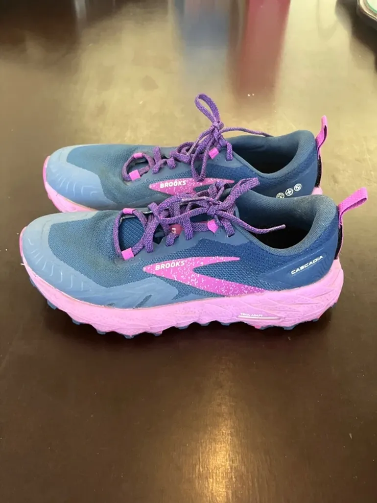 Used Brooks Women Shoes bike — image 2 of 5