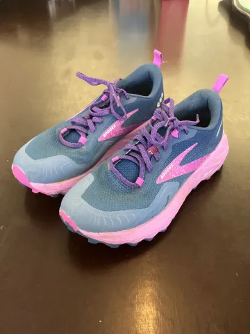 Used Brooks Women Shoes bike — image 1 of 5