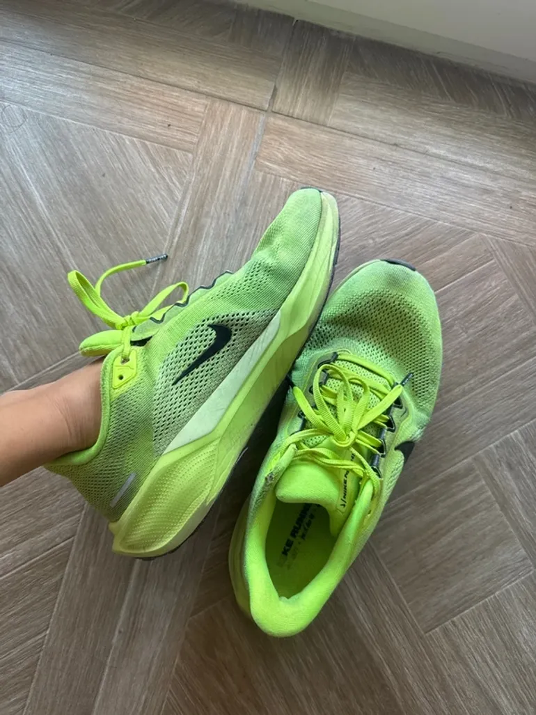 Used Nike Zoom bike — image 2 of 4