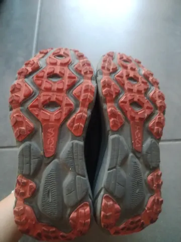 Used Hoka Challenger 7 bike — image 2 of 6