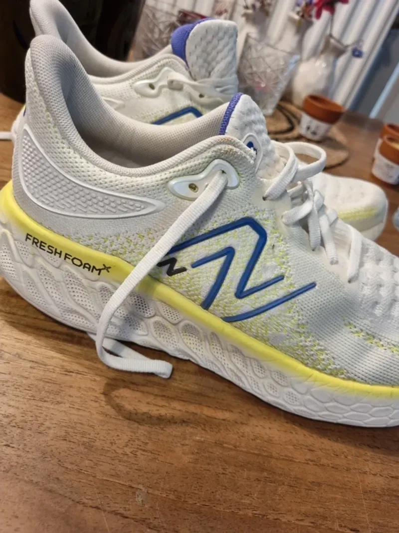 Used New Balance Fresh Foam 1080 Running Shoes