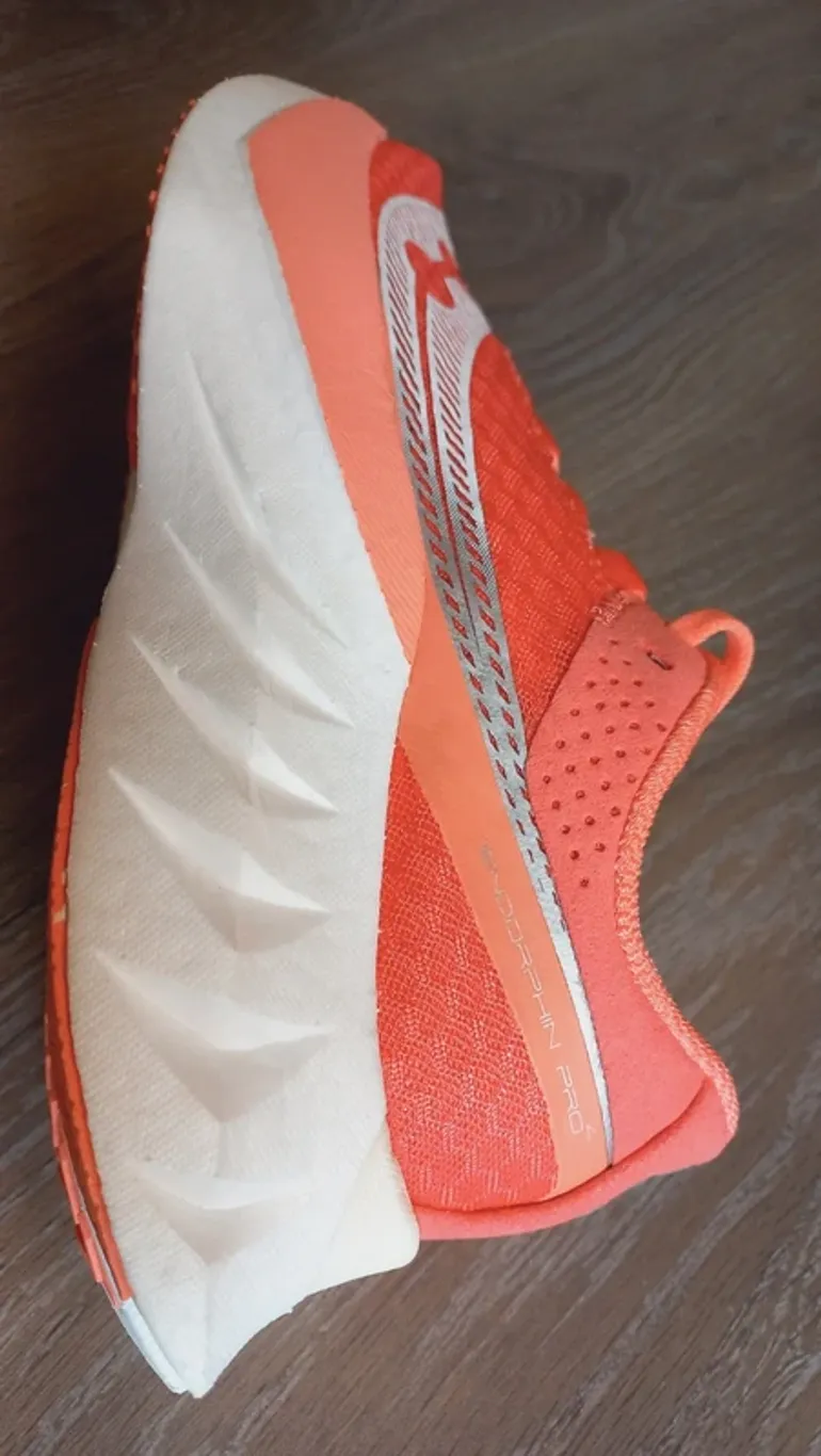 Used Saucony Endorphin Speed 4 bike — image 4 of 12