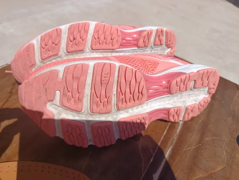 Used Asics Gel Cumulus bike — image 3 of 4