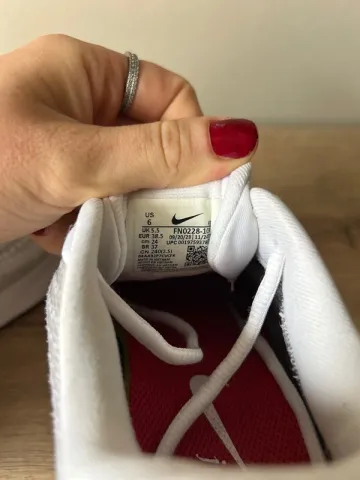 Used Nike Running Shoes bike — image 7 of 7