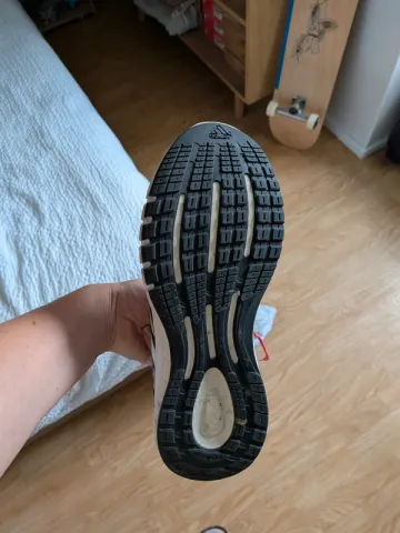 Used Adidas Running Shoes bike — image 5 of 6
