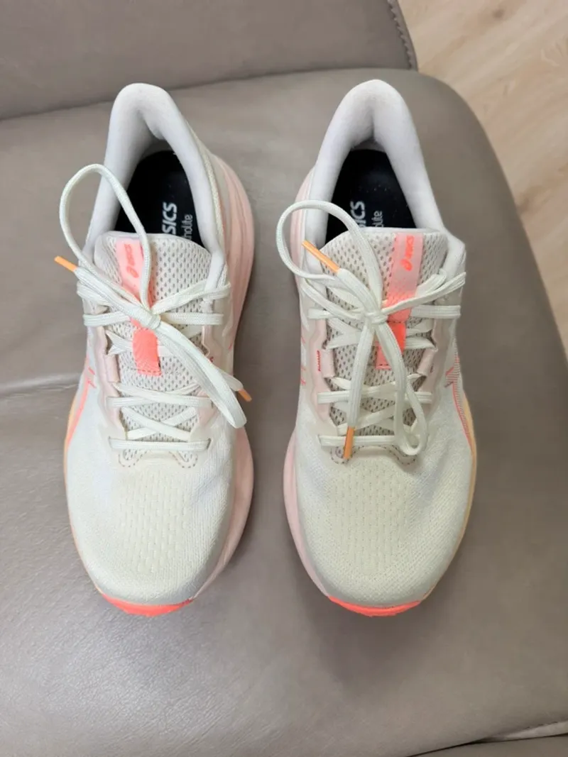 Used Asics Laufschuhe Running Shoes