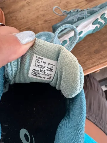 Used Asics Gel Nimbus 23 bike — image 6 of 6