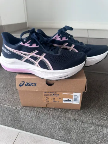 Used Asics Gel Pursue 11 bike — image 2 of 4