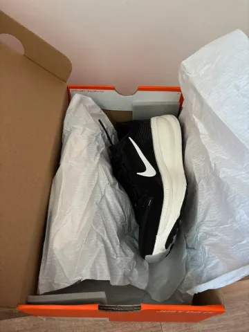Käytetty Nike Vomero 18 bike — kuva 6 / 7