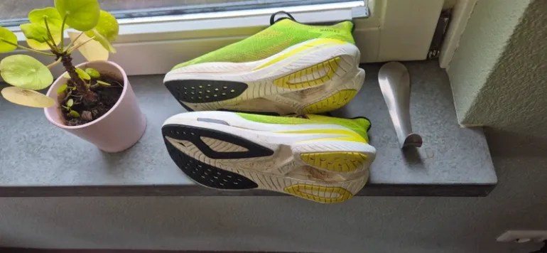 Used Hoka Mach X3 bike — image 3 of 4