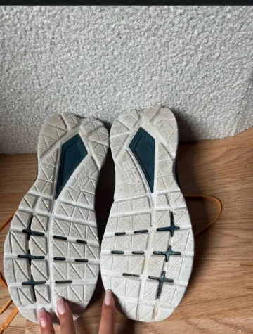 Used Orange Hoka bike — image 4 of 6