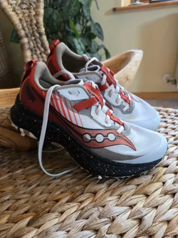 Gebrauchtes Saucony Endorphin Edge bike — Bild 1 von 5