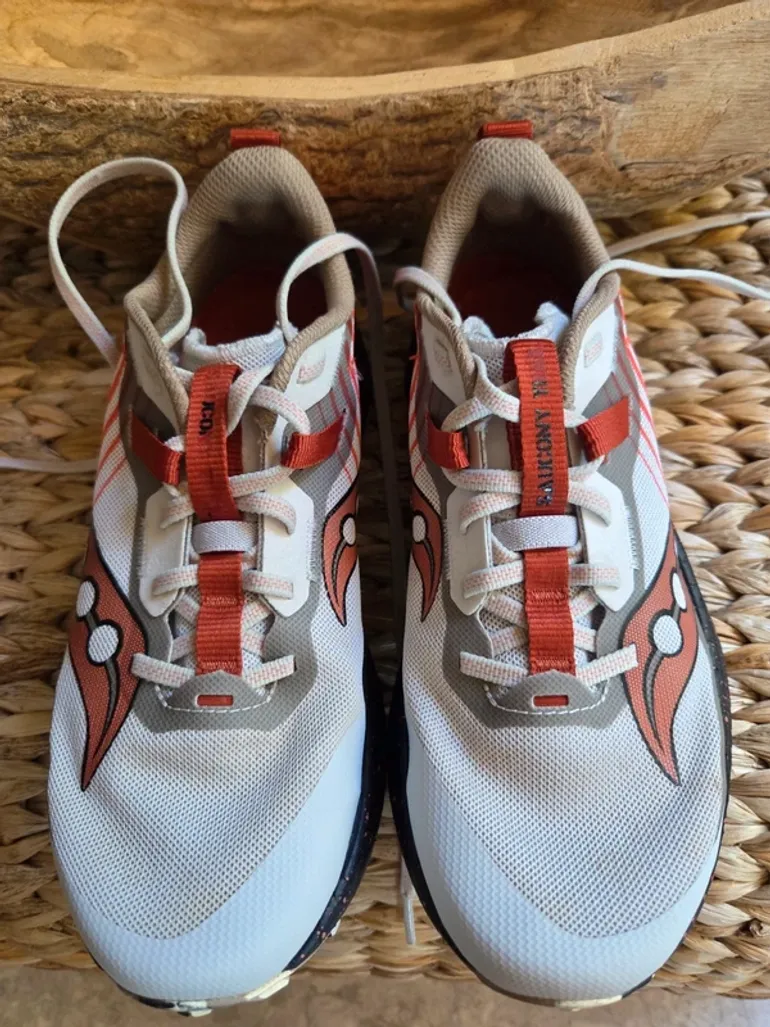 Gebrauchtes Saucony Endorphin Edge bike — Bild 4 von 5